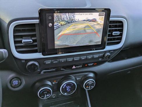 Certified 2023 Hyundai Venue Limited w/ Cargo Package image 12