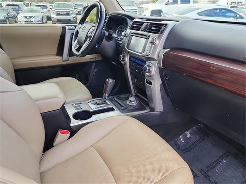 Used 2015 Toyota 4Runner Limited image 17
