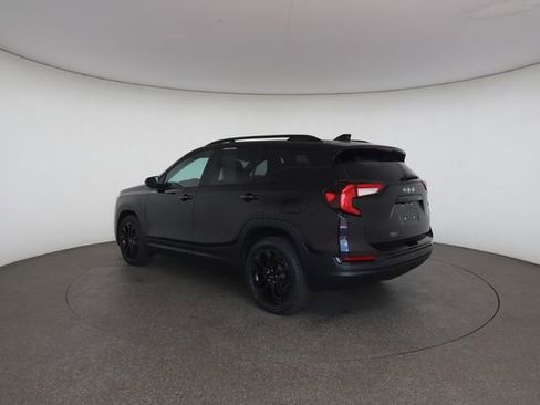 Used 2022 GMC Terrain SLE w/ Driver Convenience Package FWD image 15