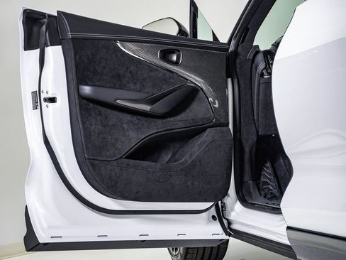 New 2026 Aston Martin DBX S image 31