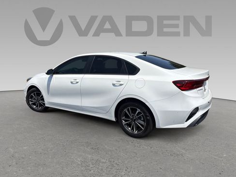 Used 2024 Kia Forte LXS FWD image 19