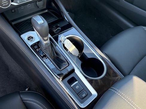 New 2025 Nissan Altima 2.5 SL image 15