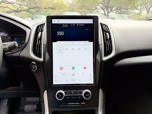 Used 2024 Ford Edge SEL w/ Convenience Package image 13