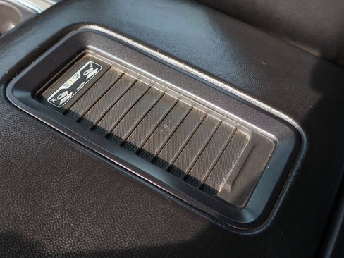 Used 2016 GMC Sierra 2500 Denali w/ Duramax Plus Package image 41