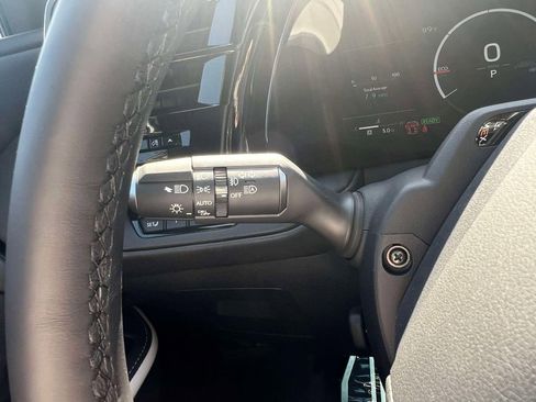 New 2026 Lexus TX 500h AWD image 25