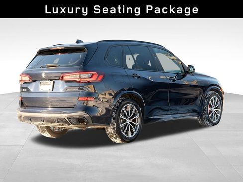 Used 2022 BMW X5 xDrive40i w/ M Sport Package image 4