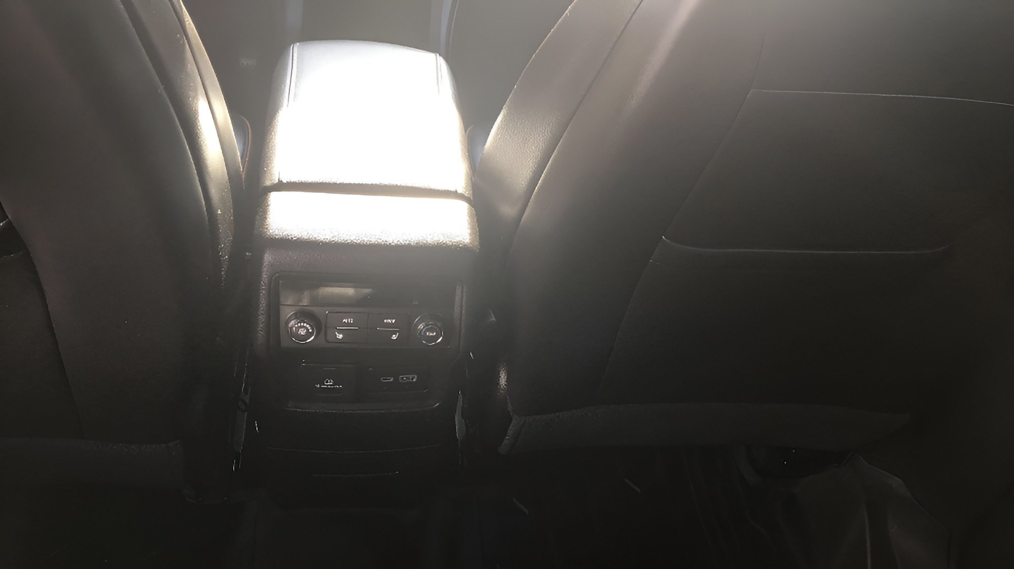 Used 2023 GMC Acadia AT4 w/ GMC Pro Grade Package AWD/4WD image 16