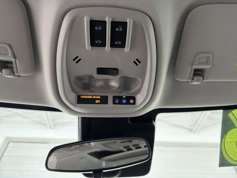 New 2026 Chevrolet Trax LT w/ Sunroof Package image 15