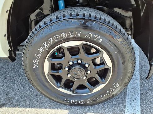 Used 2023 RAM 2500 Laramie AWD/4WD image 9