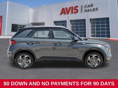 Used 2025 Hyundai Venue Limited FWD image 5