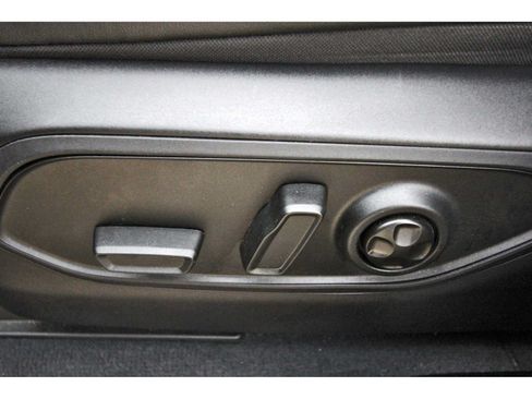 Used 2023 Jeep Grand Cherokee L Laredo AWD/4WD image 26