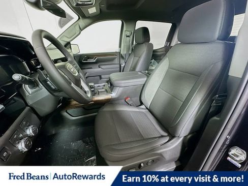 New 2026 GMC Sierra 1500 Elevation image 13