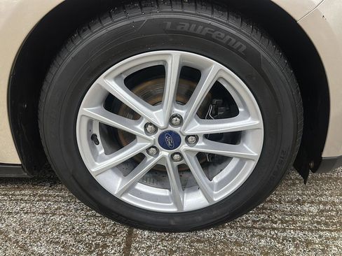 Used 2018 Ford Focus SE image 13