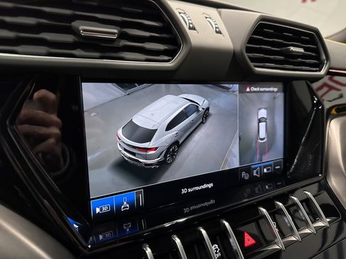Used 2024 Lamborghini Urus S image 36