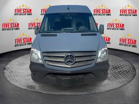 Used 2018 Mercedes-Benz Sprinter 2500 image 2