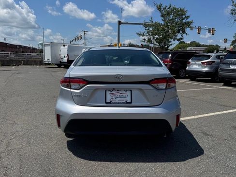 Used 2023 Toyota Corolla LE FWD image 6