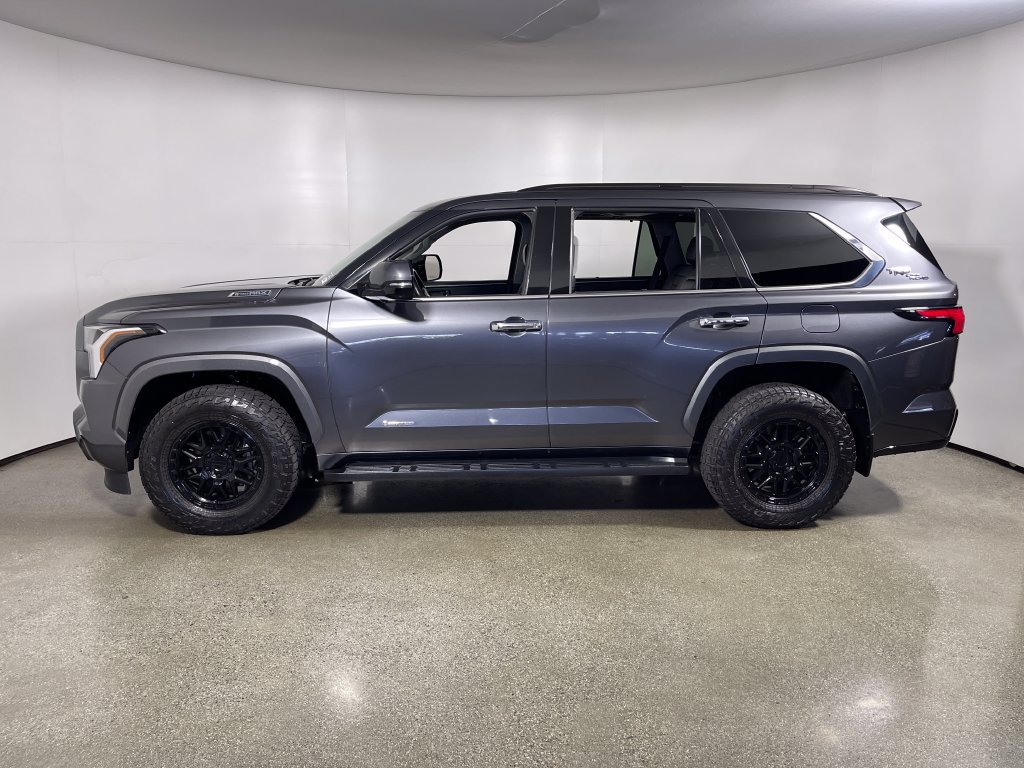 Used 2023 Toyota Sequoia Limited w/ TRD Off-Road Package AWD/4WD image 6