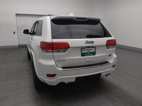 Used 2019 Jeep Grand Cherokee Overland AWD/4WD image 6