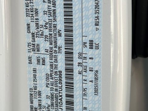 New 2026 Lincoln Corsair Premiere image 22