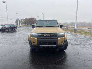 Used 2025 Toyota Land Cruiser video 2