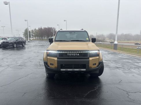 Used 2025 Toyota Land Cruiser image 2