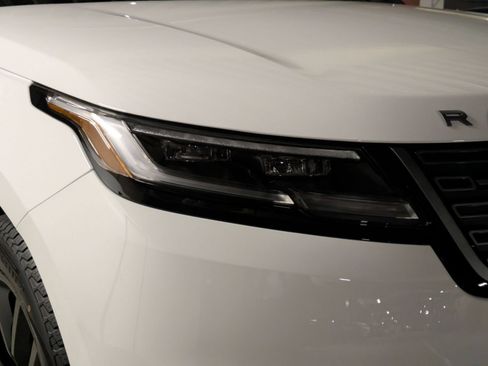 New 2026 Land Rover Range Rover Velar S AWD/4WD image 9