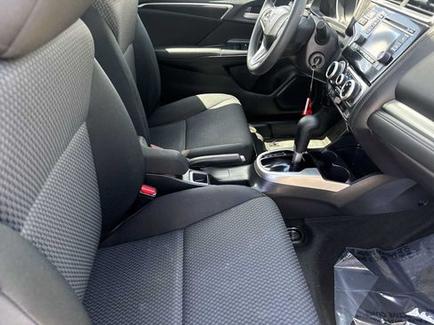 Used 2019 Honda Fit LX image 17