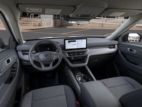 New 2025 Ford Explorer Active image 11