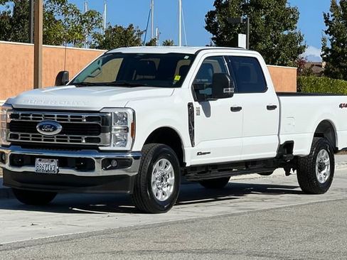 Used 2024 Ford F350 XLT image 8