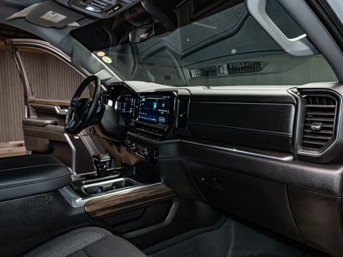 Used 2024 Chevrolet Silverado 1500 RST w/ Convenience Package II image 15