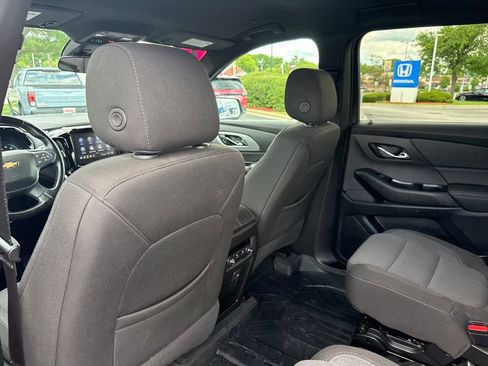 Used 2023 Chevrolet Traverse LT AWD/4WD image 20