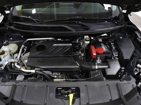 Used 2025 Nissan Rogue SV image 32