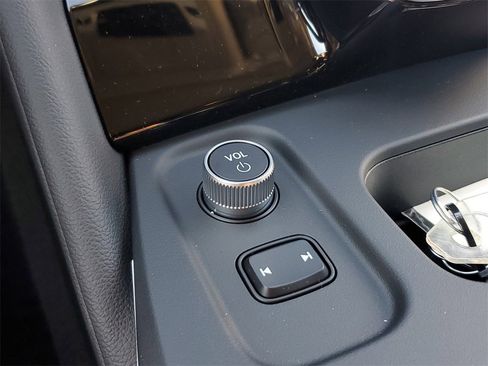 New 2026 Acura MDX FWD image 30