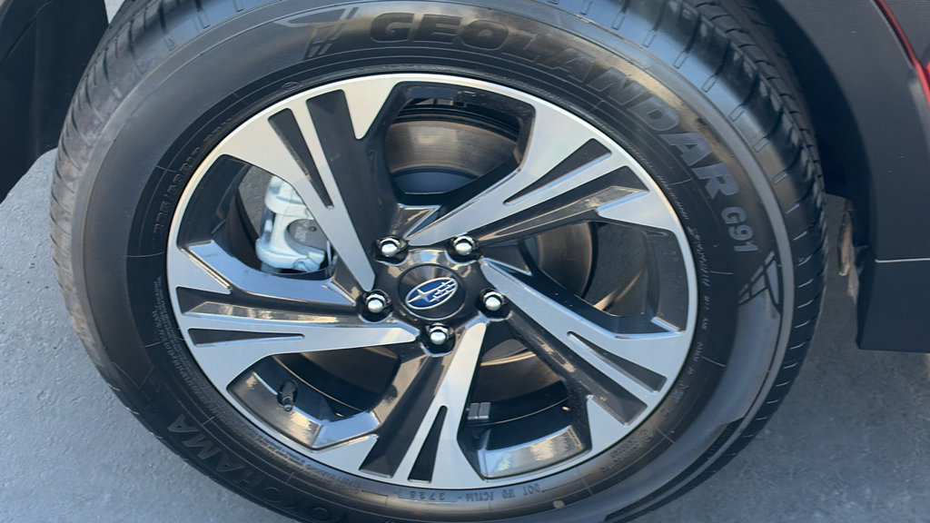 Certified 2025 Subaru Crosstrek 2.5i Premium AWD/4WD image 11