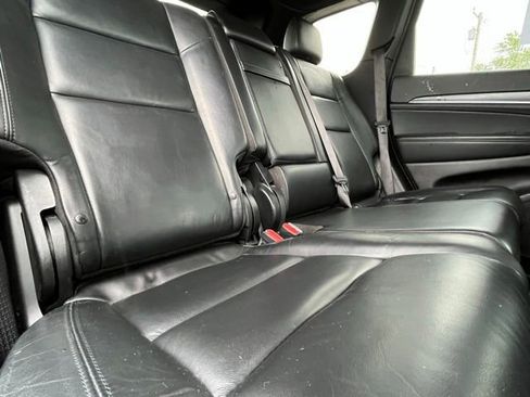 Used 2021 Jeep Grand Cherokee Limited AWD/4WD image 27