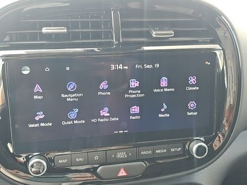 New 2025 Kia Soul S image 11