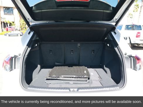 Used 2024 Audi Q4 e-tron Premium Plus w/ Premium Plus image 38