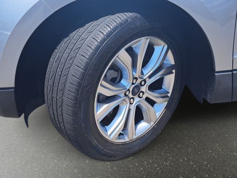 Used 2021 Ford Edge Titanium AWD/4WD image 30