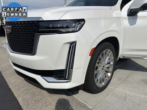 Used 2021 Cadillac Escalade Premium Luxury w/ Driver Assist Tech Package AWD/4WD image 36