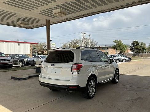 Used 2017 Subaru Forester 2.5i Touring image 5