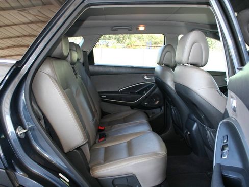 Used 2017 Hyundai Santa Fe FWD w/ Cargo Package image 29