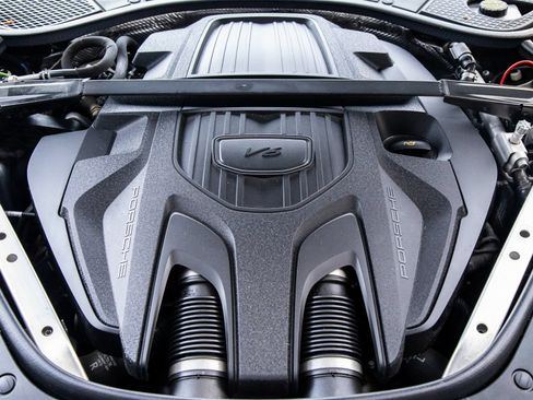 Certified 2023 Porsche Panamera RWD image 27