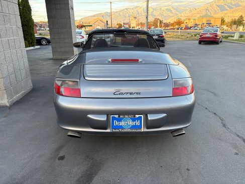 Used 2003 Porsche 911 Carrera image 6