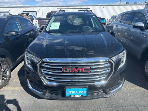 Used 2022 GMC Terrain SLT w/ LPO, Floor Liner Package AWD/4WD image 2