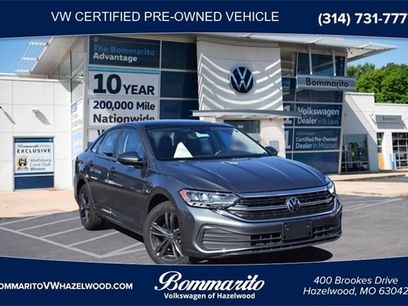 Certified 2024 Volkswagen Jetta SE w/ Panoramic Sunroof Package