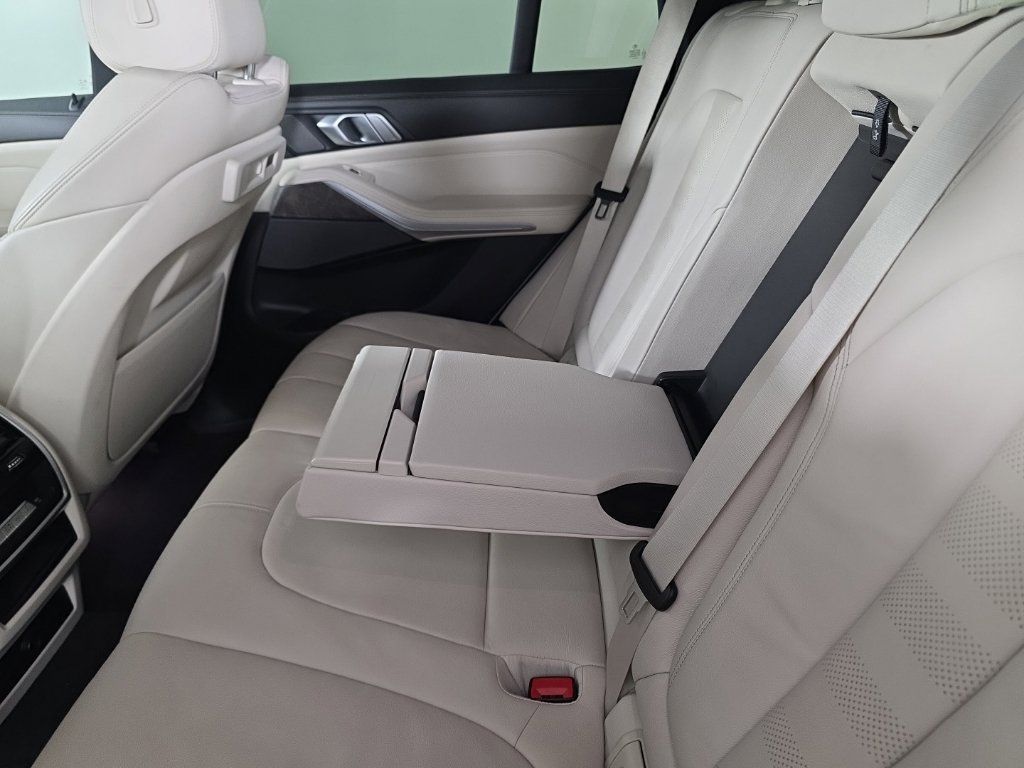 Used 2019 BMW X5 xDrive40i AWD/4WD image 30