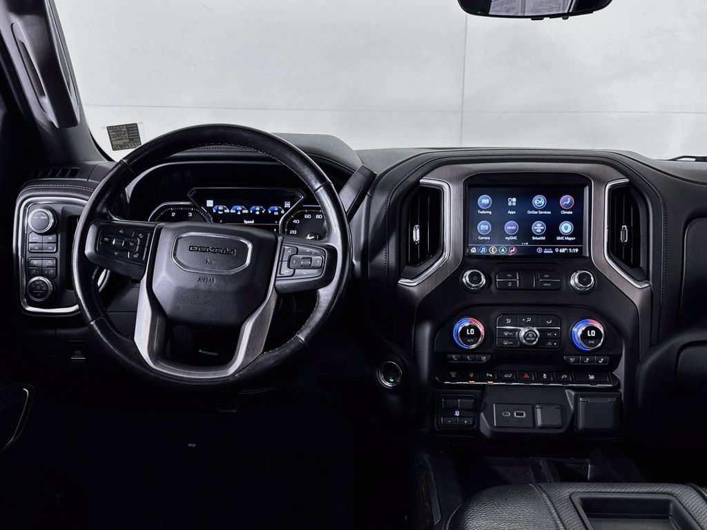 Used 2020 GMC Sierra 3500 Denali w/ Denali Ultimate Package AWD/4WD image 14