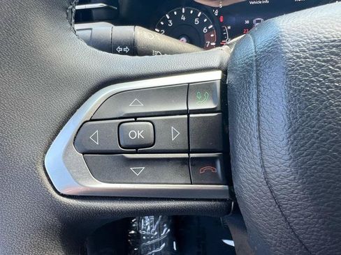 Used 2025 Jeep Compass Limited AWD/4WD image 21