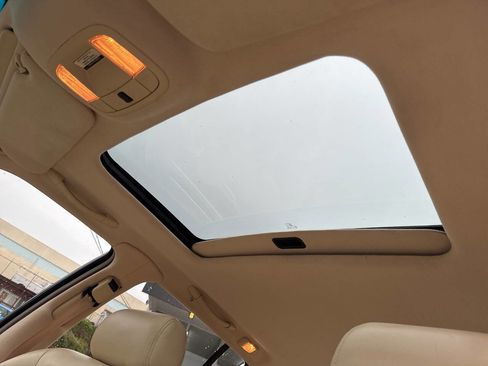 Used 1995 Cadillac De Ville Base 4dr Sedan image 35