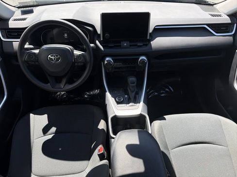 Used 2025 Toyota RAV4 LE AWD/4WD image 24